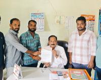 అదనపు ఉపాధ్యాయుడిని నియమించాలని ఎంఈఓ కు వినతి