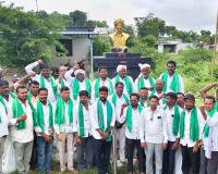 ప్రపంచ ఆదివాసీ దినోత్సవ వేడుకలను విజయవంతం చేయాలి