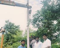 సుల్తాన్‌పూర్‌లో కొత్త విద్యుత్ స్తంభాల ఏర్పాటు