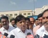 పెద్ది సుదర్శన్‌రెడ్డి విగ్రహ గద్దె కూల్చివేతపై ఫైర్‌