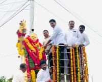 మాజీ ఎమ్మెల్యే ఎర్ర సత్యం వర్ధంతి సందర్భంగా ఘన నివాళులు