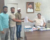   ప్రభుత్వ భూమిలో  నూతన బస్టాండ్  నిర్మించి.