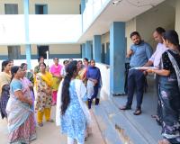 బాలికలు ఆత్మవిశ్వాసంతో లక్ష్యసాధన దిశగా 