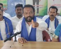 ‘చిల్లర రాజకీయాలు మానుకోవాలి’ : ఎస్సీ సెల్ చైర్మన్ నర్సింగ్ 