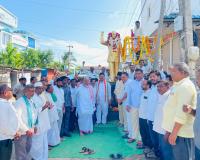  జయశంకర్ చిత్రపటానికి పూలమాలవేసి నివాళులర్పించిన పోచారం. 