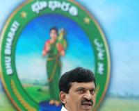 త్వ‌ర‌లో అసైన్డ్ భూములపై సమగ్ర విధాన నిర్ణయం : మంత్రి పొంగులేటి