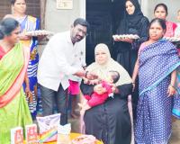 అంగన్వాడి సెంటర్ లోని పౌష్టికాహారం అందుతుంది. : కౌన్సిలర్ 