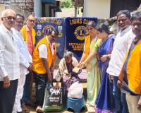 మానవత్వానికి నిలువెత్తు నిదర్శనం.. 