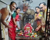  భక్తజనసంద్రంగా మారిన శ్రీ శ్రీ శ్రీ అన్నపూర్ణ కాశీ విశ్వేశ్వరాలయం