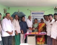 సిద్ధినేనిగూడెం గ్రామంలో నూతన రేషన్ కార్డులు పంపిణీ చేసిన.