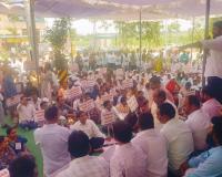 హక్కుల సాధన కోసం ఉద్యోగుల మహా ధర్నా