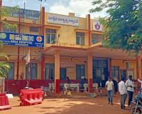 బినామీ డాక్టర్లతో వైద్యం చేయిస్తున్న ప్రభుత్వవైద్యులు