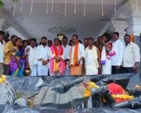 జిన్నారం పోచమ్మ తల్లి జలాధివాసంలో ప్రత్యేక పూజలు నిర్వహించిన ఎమ్మెల్యే గూడెం మహిపాల్ రెడ్డి