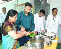 వృద్ధాప్యంలో ఆసరాగా ‘ప్రణామ్’