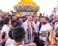 అభివృద్ధి పనుల శంకుస్థాపనలో కోమటిరెడ్డి రాజ్ గోపాల్ రెడ్డి