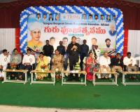 విద్యార్థులను ఆదర్శ పౌరులుగా తీర్చిదిద్దే బాధ్యత ఉపాధ్యాయులదే : జిల్లా కలెక్టర్ రాజర్షి షా