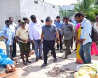 పాఠశాలలను ఆకస్మికంగా తనిఖీ చేసిన జిల్లా కలెక్టర్ హేమంత్ కేశవ్ పాటిల్