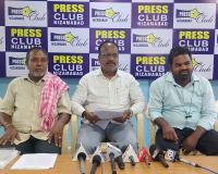 మార్కెట్ యార్డ్ లో వసూళ్ల పర్వం