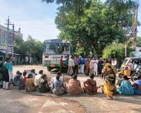 డబుల్ బెడ్ రూమ్ డ్రా పద్ధతి ద్వారా అన్యాయం జరిగింది.