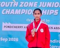 నిరుపేద కుటుంబం నుంచి జాతీయ స్థాయి అథ్లెట్‌గా కొడవత్ స్వప్న - స్వర్ణ పతకం కైవసం