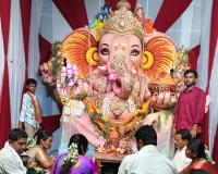 నాంపల్లిలో భక్తిశ్రద్ధలతో గణనాథునికి పూజలు