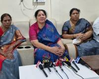 మృతి చెందిన చిన్నారుల కుటుంబాలకు రూ. 1 లక్ష చొప్పున నష్ట పరిహారం ప్రకటించిన బీఆర్ఎస్ పార్టీ