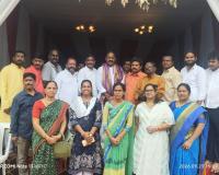 గణేశుని విగ్రహాలను దర్శించుకుని ప్రత్యేక పూజలు నిర్వహించిన బండి రమేష్