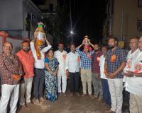 21 కేజీల లడ్డును 74 వేలకు దక్కించుకున్న నారాయణస్వామి