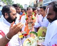 జెండా బాలాజీ ఆలయంలో టీపీసీసీ అధ్యక్షులు ఎమ్మెల్సీ మహేష్ కుమార్ గౌడ్  ప్రత్యేక పూజలు