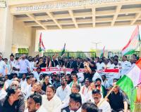 ఓటు హక్కు పరిరక్షణ కోసం కాంగ్రెస్ నిరసన