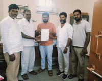 నక్షా బాట పరిరక్షణకు ఎంఆర్‌ఓకు వినతిపత్రం 
