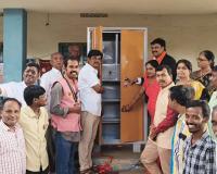 మాగనూర్ మండలంలో వాసవి క్లబ్ జిల్లా గవర్నర్ అధికారిక పర్యటన