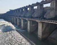 సింగూర్ ప్రాజెక్టు నుంచి మంజీరా బ్యారేజీకి నీటి విడుదల