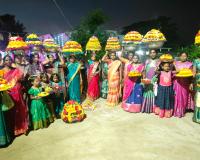అంబరాన్నంటిన సద్దుల బతుకమ్మ సంబరాలు