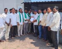 తలమడుగు మండలాన్ని కరువు మండలము గా ప్రకటించండి.....