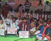 ఇచ్చిన హామీలు నెరవేర్చకపోతే పెద్ద ఎత్తున నిరసనలు చేపడతాం: తెలంగాణ ఉద్యమకారుల సంఘం 