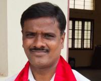 ప్రభుత్వం, విధ్యాశాఖ అధికారుల  తీరుతో పండగ పూట పస్తులేనా