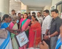 పోషకాహార కిట్ల పంపిణి