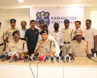 పక్కింటివాడే దొంగ 