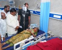 అనంతగిరి బస్సు ప్రమాద బాధితులను పరామర్శించిన ఎమ్మెల్యే జిఎంఆర్
