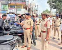 నంబర్ ప్లేట్ లేకుండా వాహనం నడిపితే చర్యలు తప్పవు 