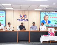వెంకటస్వామి ఆశయాలను ఆదర్శంగా తీసుకుని కార్మికుల సంక్షేమానికి కృషి చేయాలి: సీఎండీ