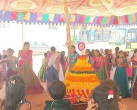 కాసాల శివారులో గల విజ్ఞాన్ ప్రాథమిక పాఠశాలలో ఘనంగా బతుకమ్మ సంబరాలు 
