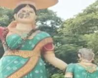 బతుకమ్మ విగ్రహం ధ్వంసం..! 