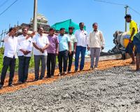 గొంగ్లూర్ లో బతుకమ్మ ఘాట్ ను ప్రారంభించిన సర్పంచ్