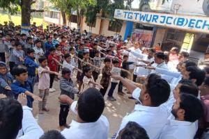 ప్రతీ నీటి చుక్కను ఒడిసి పట్టాలి : ఎమ్మెల్యే అనిల్ జాదవ్ 