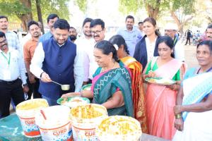 సజావుగా ఎన్నికల నిర్వహణ చేపట్టాలి : కలెక్టర్ రిజ్వాన్ బాషా షేక్ 