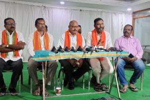 ఎంపీ అరవింద్ కు జీవన్ రెడ్డి మీద ఉన్న ప్రేమ  బిజెపి కార్యకర్తలపై ఎందుకు లేదు..?