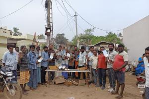 గ్రామానికి యువత.... చేయూత :  ఎస్విఆర్ ఫౌండేషన్ కి ప్రశంసలు వెలువ