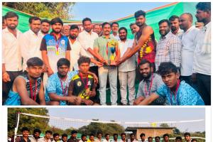 దుద్యాల మెగా వాలీబాల్ టోర్నీ విన్నర్ టీ.లింగంపల్లి జట్టు 